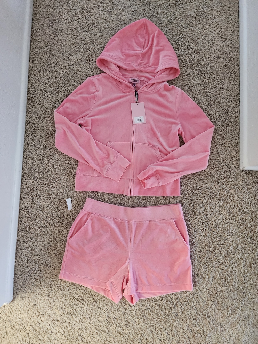 NWT Juicy Couture Pink Velour Hoodie Set Size M